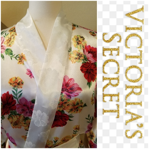 Victoria's Secret Other - Vintage Victoria's Secret Robe